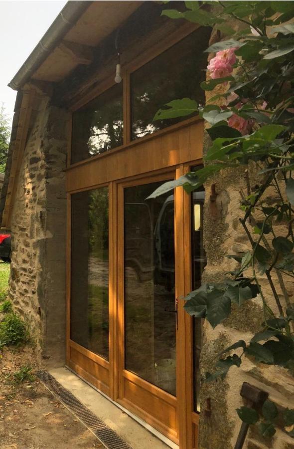 Gite Le Couderc De Coubisou, Grange Renovee Экстерьер фото
