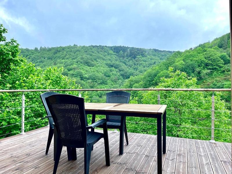 Gite Le Couderc De Coubisou, Grange Renovee Экстерьер фото